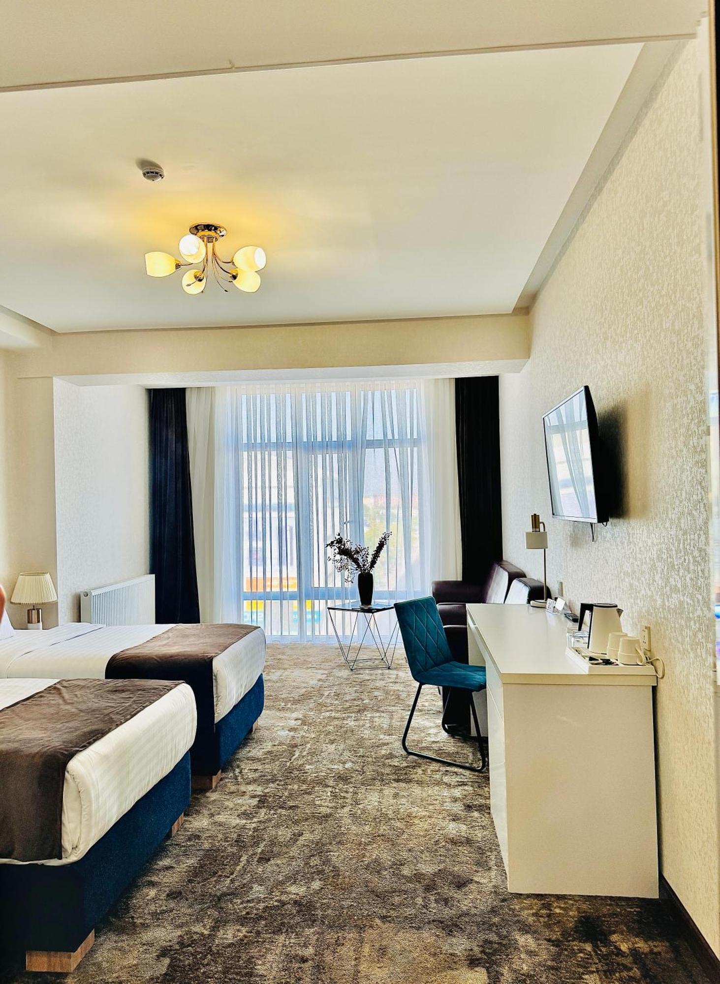 Garnet Mir Hotel Taškent Exteriér fotografie